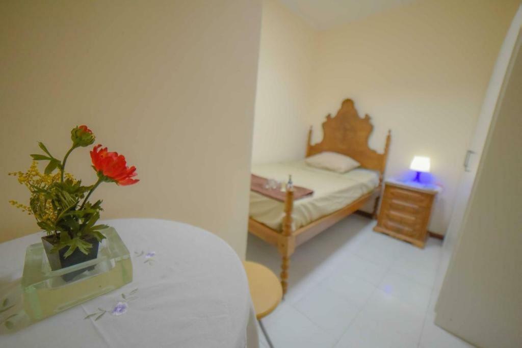 Quarto Com 4 Camas 波尔图 外观 照片