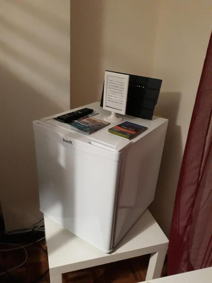 Quarto Com 4 Camas 波尔图 外观 照片